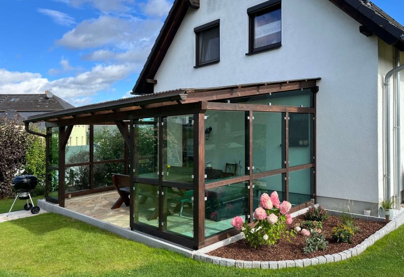 Überdachung eines Wintergartens für einen Kunden